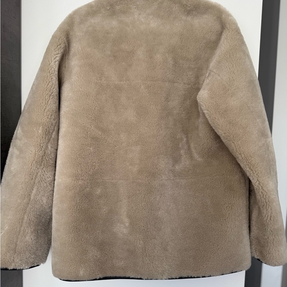 Mango Tan Shearling Jacket Cozy and Stylish - Picture 5 of 10